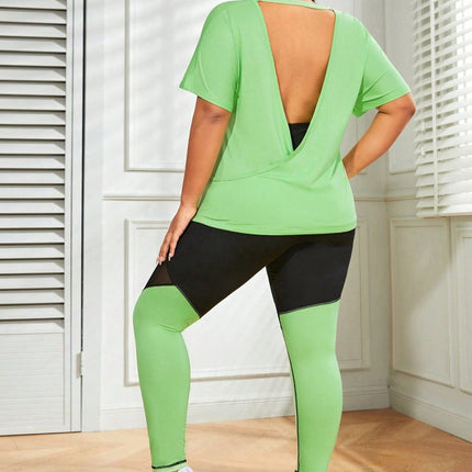 Conjunto feminino esportivo camisa gola redonda e legging Jacky. Plus Size