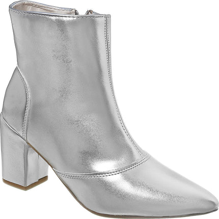 Bota Salto Bico Fino Cano Médio