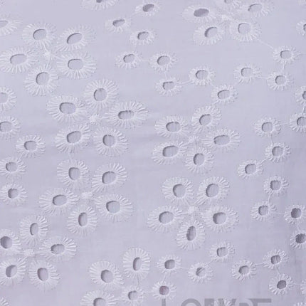 Vestido em Laise branco três marias