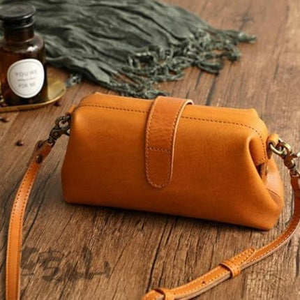 Bolsa Feminina de Couro Pequena