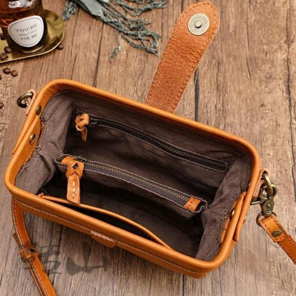 Bolsa Feminina de Couro Pequena