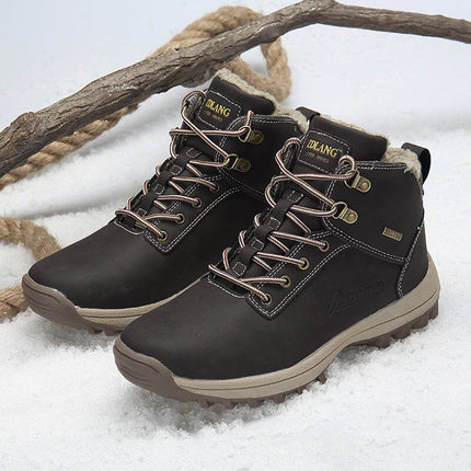 Bota Masculina Adventure Trek