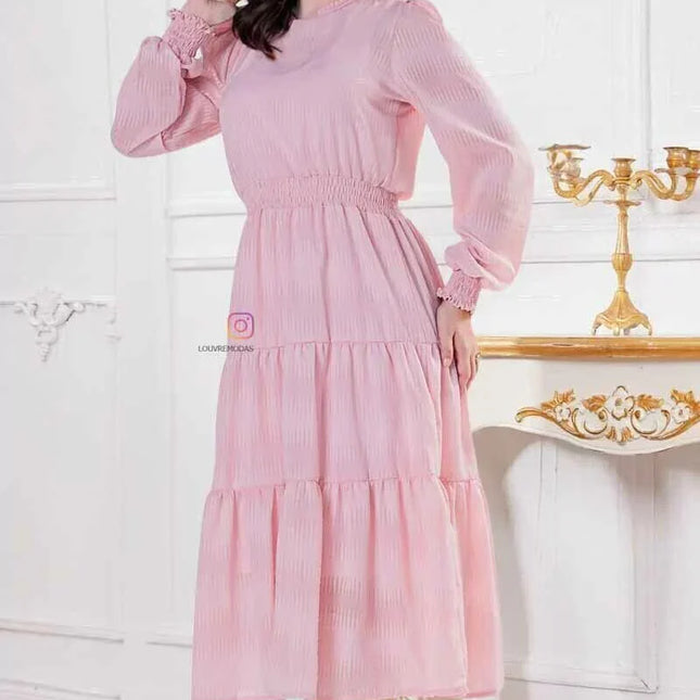 Vestido Rosa com Tecido trabalhado Detalhes em Guipir na gola