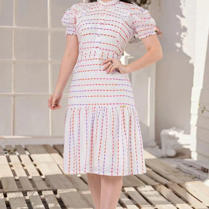 Vestido em Algodão com bordados coloridos