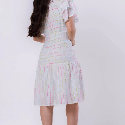 Vestido em Algodão bordado com manga em babados