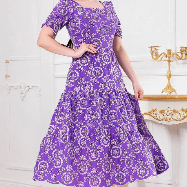Vestido em Laise Roxo com Bordados elegantes