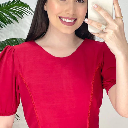 Vestido em Viscolinho forrado com detalhes em Guipir na Saia